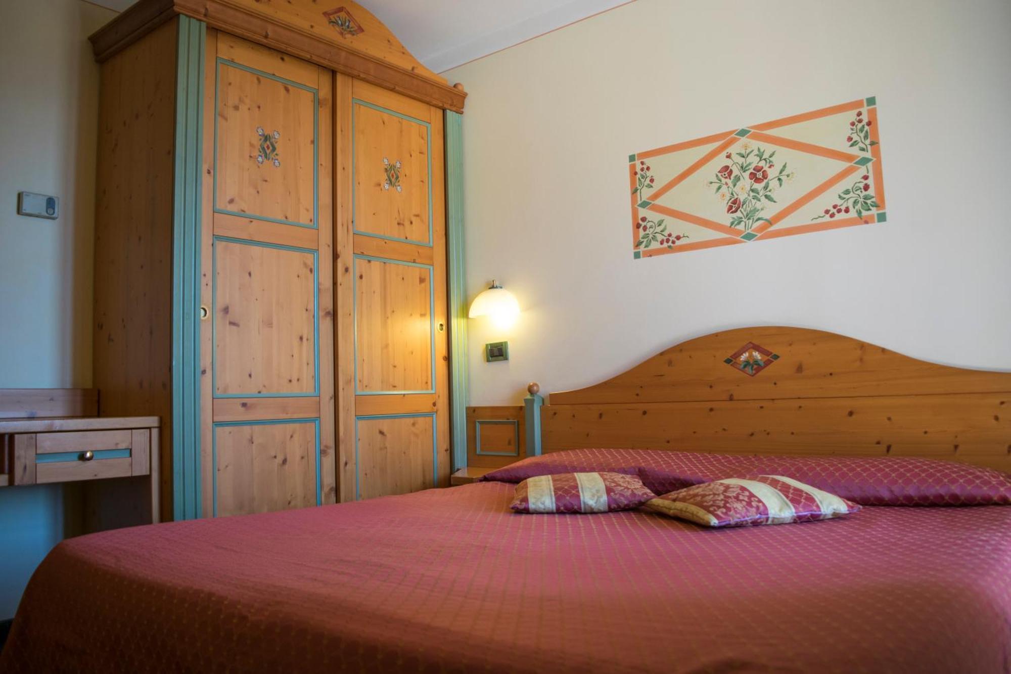 Alpen Garten Hotel Margherita Rumo Habitación foto